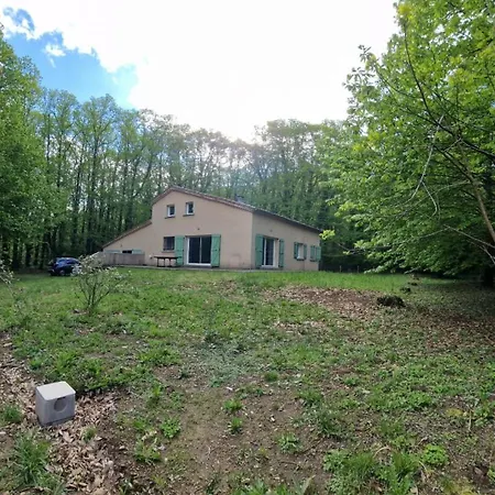 Maison Dans Chataigneraie